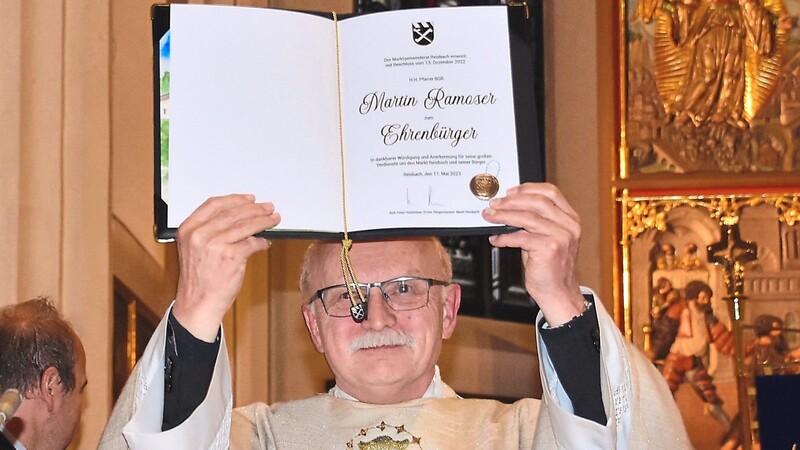 Pfarrer Martin Ramoser freute sich über die Auszeichnung.