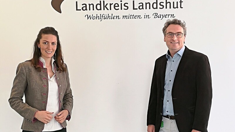 Gemeinsam mit Ludwig Götz besprach Nicole Bauer (l.) zahlreiche wichtige Themen für die Zukunft des Landkreises.