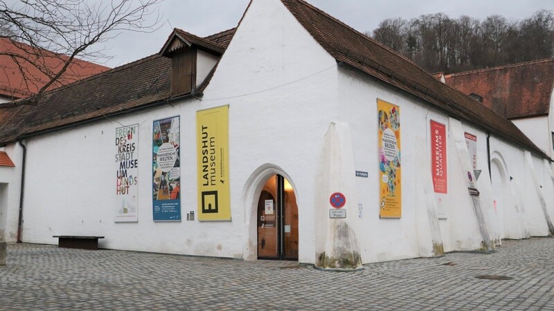 Eine "strategische Weiterentwicklung des Kulturstandorts Landshut" (im Bild das Landshut-Museum) erhofft sich die Stadt von einem Abteilungsleiter Kultur. Bislang konnte die Planstelle aber noch nicht besetzt werden.
