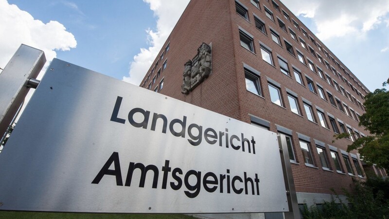 Das Landgericht Landshut entscheidet nun über die Terminierung der Hauptverhandlung im Fall des versuchten Totschlags. (Symbolbild)