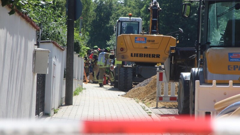 Am Montagvormittag wurde bei Bauarbeiten Am Zieget in Regensburg eine Gasleitung abgerissen.