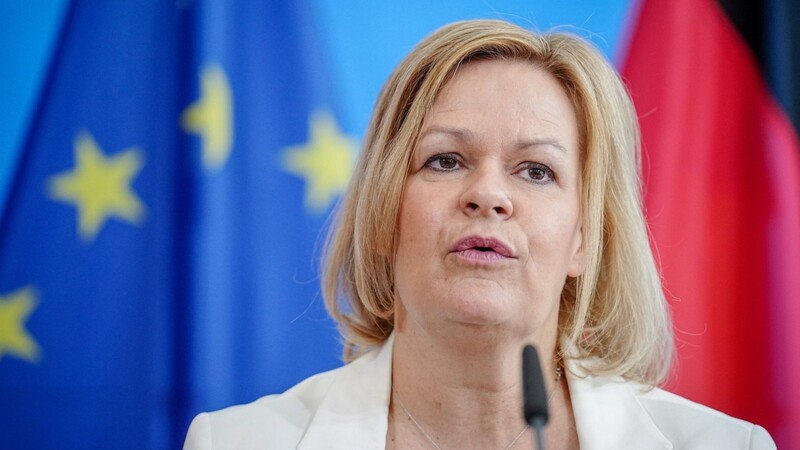 Bundesinnenministerin Nancy Faeser (SPD) unterstützt den EU-Vorstoß im Kampf gegen Kindesmissbrauch.