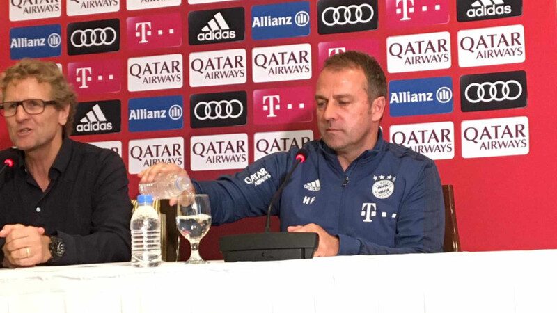 Bayern-Trainer Hansi Flick bei der Pressekonferenz am Sonntag.