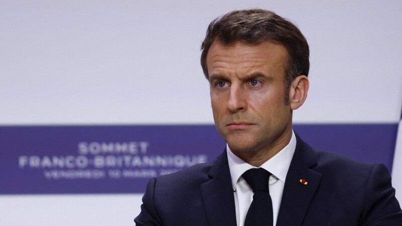 Frankreichs Präsident Emmanuel Macron möchte, dass Menschen länger arbeiten.