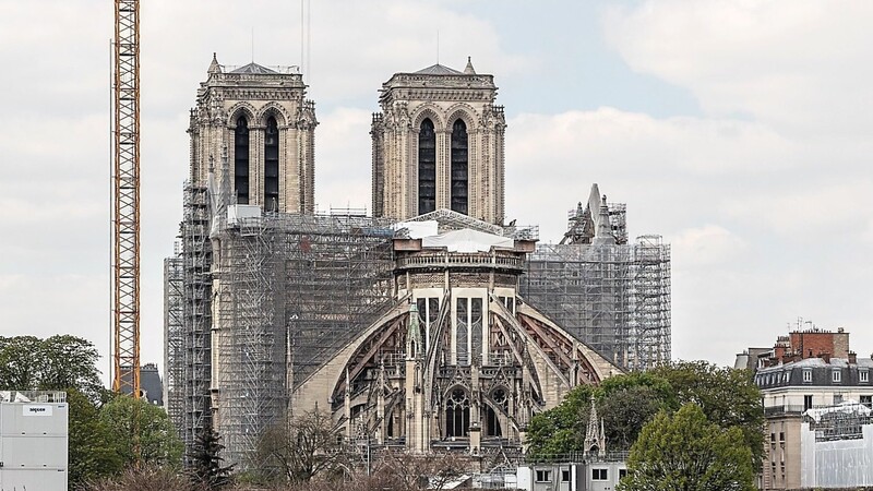 Fast eine Milliarde Euro an Spendengeldern kamen für den Wiederaufbau der Kathedrale zusammen.