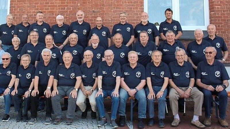 Aus insgesamt 48 Mitgliedern besteht derzeit der Verein der "G'müatlichen Rottenburger", die das 140-jährige Jubiläum und das über 60-jährige Bestehen seit der Wiedergründung mit einem Festabend begehen wollen.