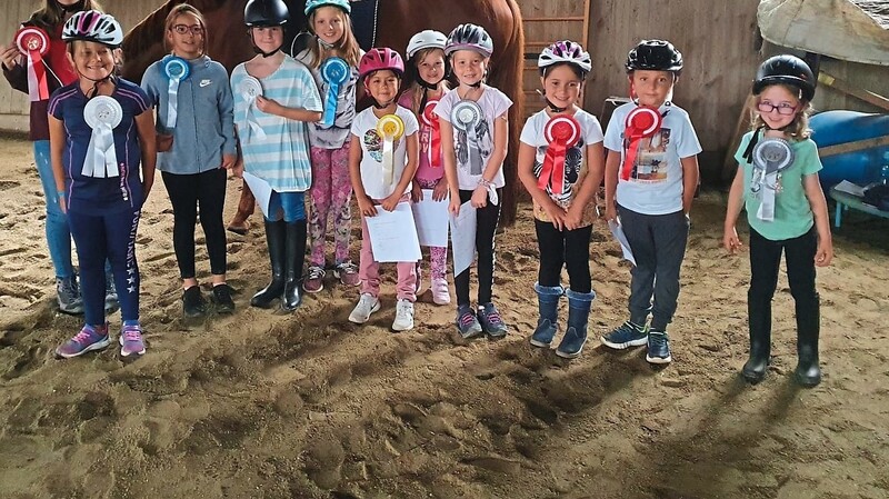 Die Veranstaltungen, die sich mit Tieren beschäftigten, speziell Pferde, sind ein Klassiker bei den Mädchen.