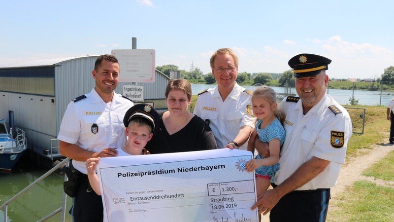 1.300 Euro vom Polizeipräsidium gab's für Familie Altmann.