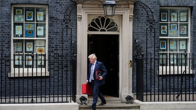 Boris Johnson, Premierminister von Großbritannien, verlässt 10 Downing Street.