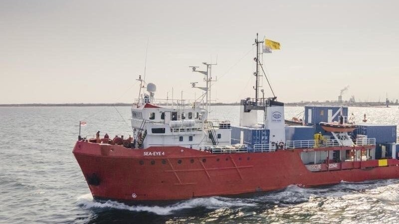 Die Sea-Eye 4 wird von deutschen Seenotrettern auf dem Mittelmeer betrieben.