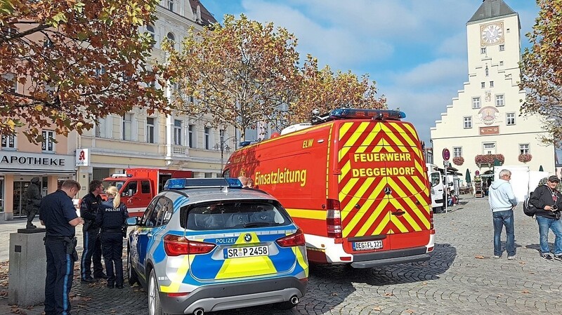 Großeinsatz für Polizei und Feuerwehr in Deggendorf.