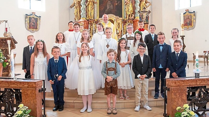 Die Erstkommunionkinder der Pfarrei St. Magdalena.