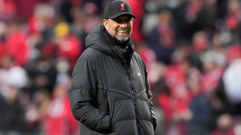 Nicht nur wegen des 3:1-Sieges in der Champions League gegen Benfica Lissabon hat Liverpools Trainer Jürgen Klopp gut lachen. Sondern auch für das Premier-League-Spitzenspiel gegen Manchester City am Wochenende hat er keine personellen Sorgen.