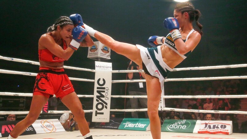 "Animalisch bin ich nur im Ring", sagt Kickbox-Queen Marie Lang (rechts).