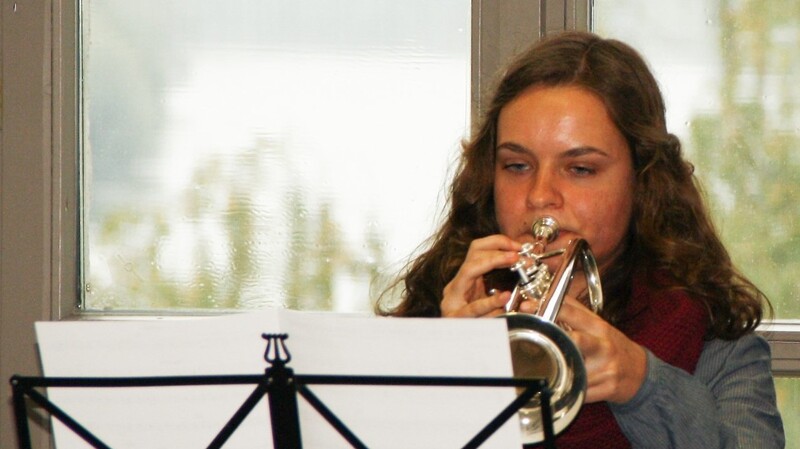 Freya Neumann spielt seit neun Jahren Trompete. Die 17-Jährige ist Jugendvorstand der Straubinger Stadtkapelle.