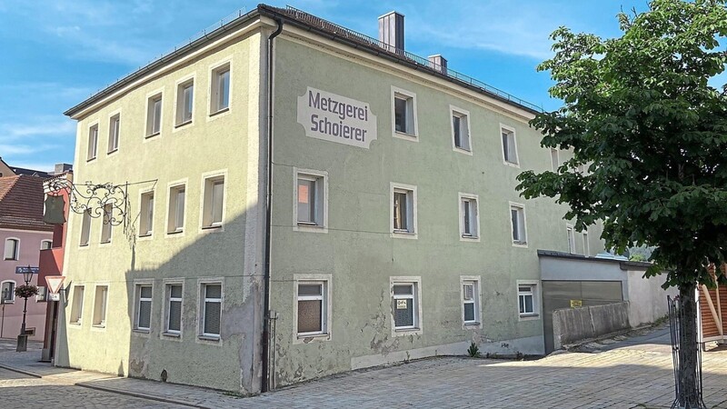 Für 125 000 Euro hat die Stadt Bad Kötzting die ehemalige Metzgerei Schoierer gekauft.