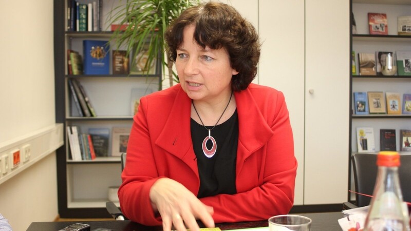 Ruth Müller beim Redaktionsbesuch in Straubing.