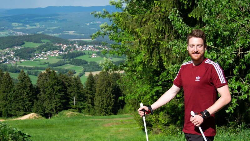 Die Adventure Days mit Nordic-Walking-Hüttentour mit zertifizierten Coaches wie Florian Hacker.