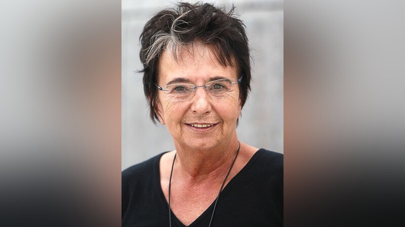Zwei Frauen, die im Gegensatz zur NS-Schriftstellerin Ina Seidel in Landshut noch nicht mit einer Straßenbenennung geehrt wurden, als Kandidatinnen aber immer wieder genannt werden: Die Schriftstellerin und Friedensnobelpreisträgerin Bertha von Suttner