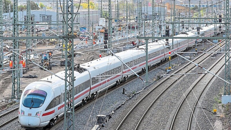 Die wirtschaftliche Situation der Deutschen Bahn sei besorgniserregend, meint der Bundesrechnungshof.