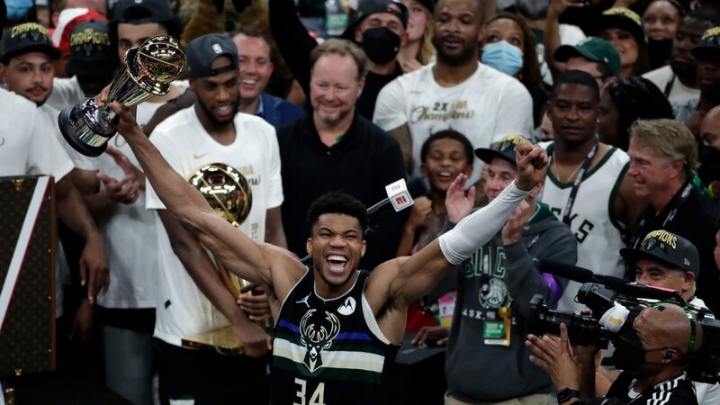 "Ich bin ein Champion", sagte Giannis Antetokounmpo, nachdem er seine Bucks zum NBA-Titel geführt hatte.