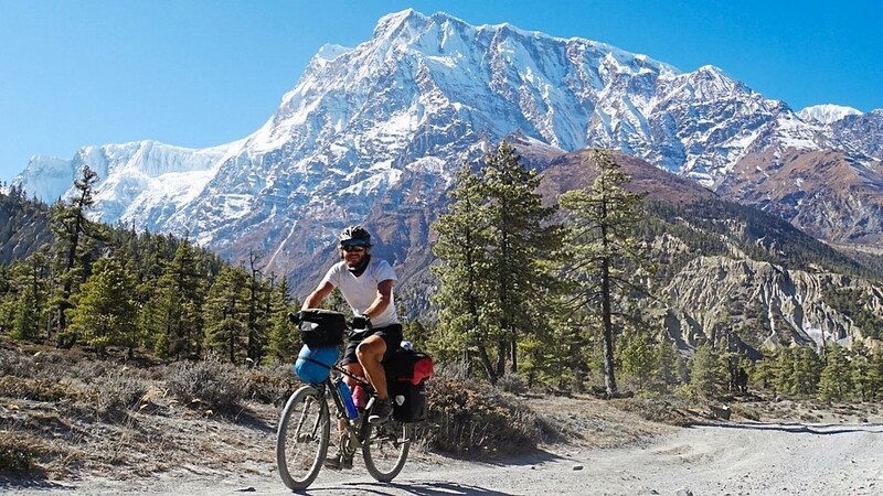 Hoch hinauf ins Annapurna-Massiv. Hier befindet sich Piotr Nogal bereits auf über 3000 Höhenmetern.