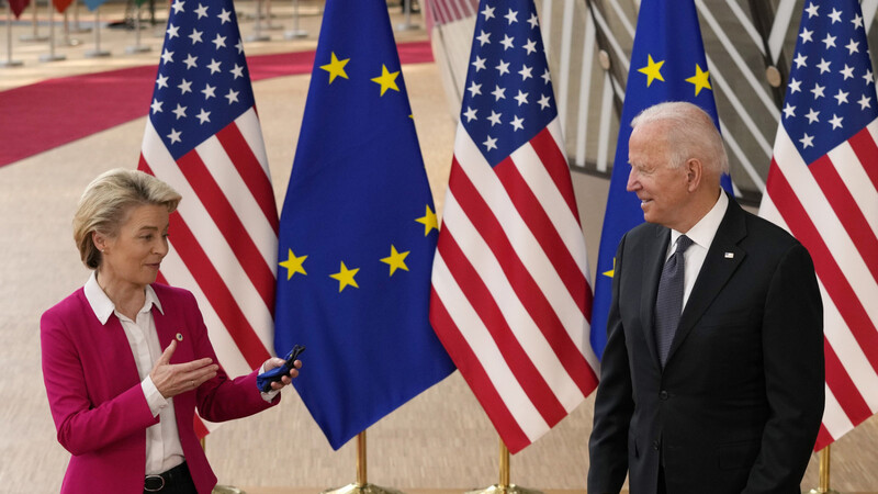 EU-Kommissionspräsidentin Ursula von der Leyen und US-Präsident Joe Biden haben einen Kompromiss im Streit über Strafzölle wegen Subventionen für Airbus und Boeing erzielt.