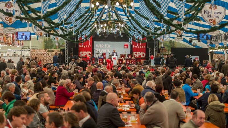 Der Gillamoos ist eines der größten und ältesten Volksfeste Niederbayerns.