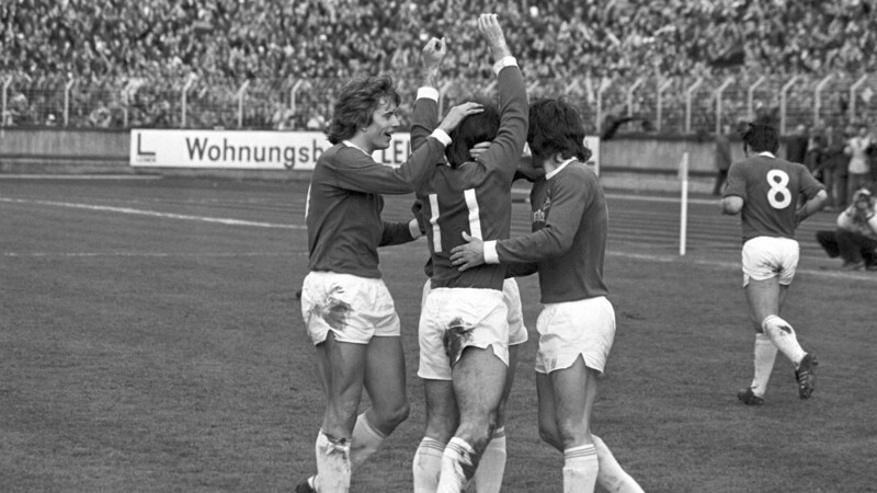 Unvergessenes Six-Pack: Saarbrücken demütigt im April 1977 den großen FC Bayern mit 6:1.