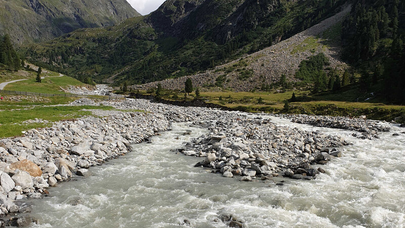 80 Prozent des Wassers des Fischbachs in den Stubaier Alpen sollen für das Kraftwerk abgeleitet werden.