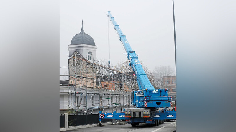 Das ausgebrannte ehemalige Jugendzentrum bekommt für den TUM-Campus Straubing ein neues Dach.