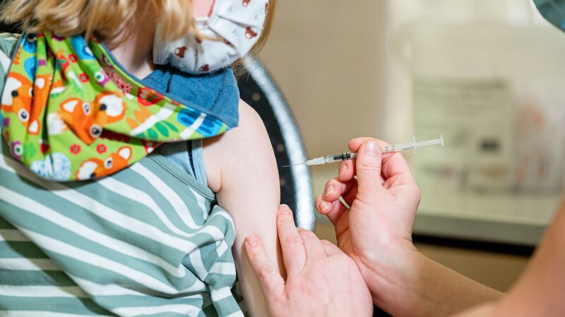 Die Stiko formuliert eine zurückhaltende Impfempfehlung für Kleinkinder. Ohnehin sieht das Gremium derzeit andere Problemherde.