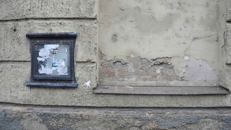 Der Moserbräu, das vermutlich meistdiskutierte und -fotografierte Gebäude in der Altstadt dämmert vor sich hin...