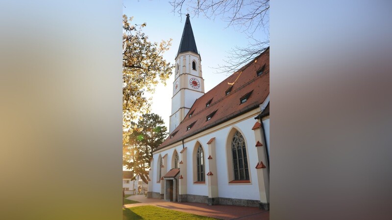 Die Pfarrkirche in Velden ist eine der neun Hauptkirchen im Pfarrverband Velden, der am Sonntag sein 50-jähriges Bestehen feiert.