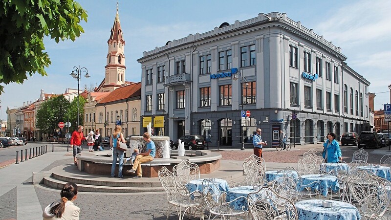 In der litauischen Hauptstadt spielt sich das Leben im Freien ab.
