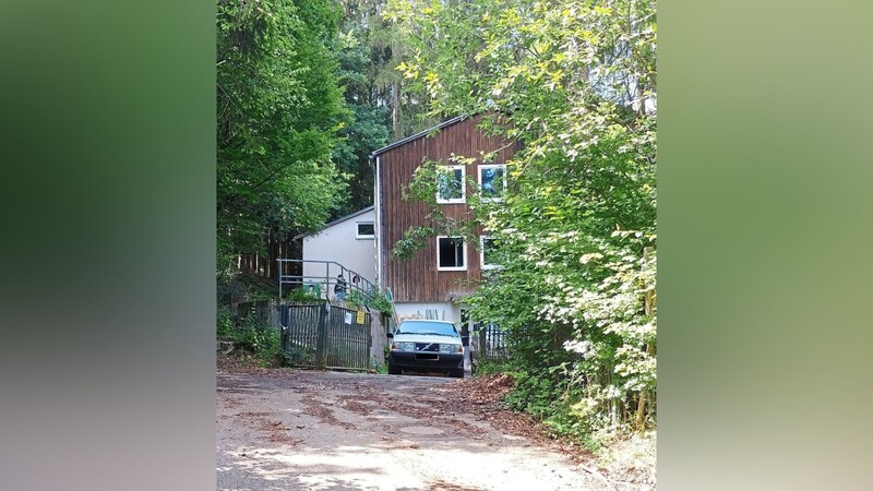 Das ehemalige Jugendheim am Pfettracher Ortsrand wird saniert. Dort sollen dann möglicherweise ukrainische Flüchtlinge unterkommen.