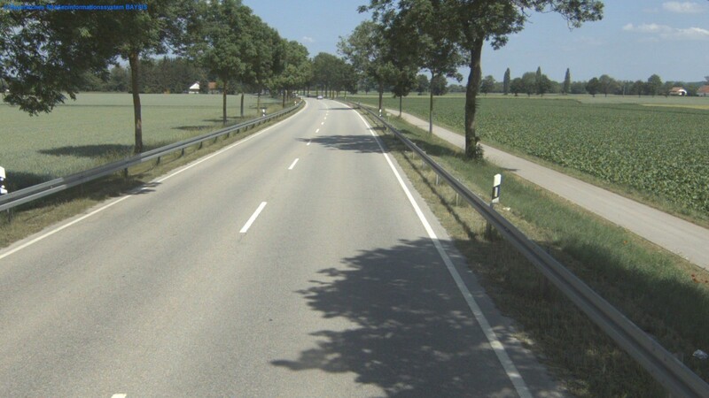 Die Staatsstraße 2074 zwischen Lichtensee und Kronwieden wird erneuert. Eine Umleitung ist ausgeschildert.