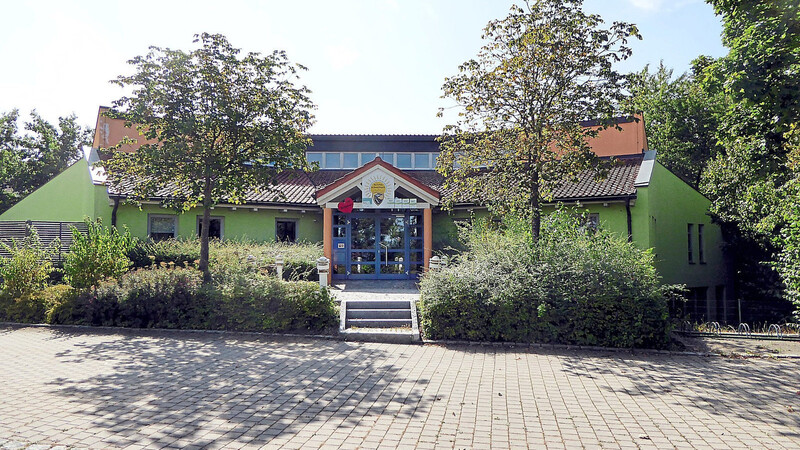 Der "alte" Kindergarten am Schwebach, zu dem ein Neubau hinzukommen wird.