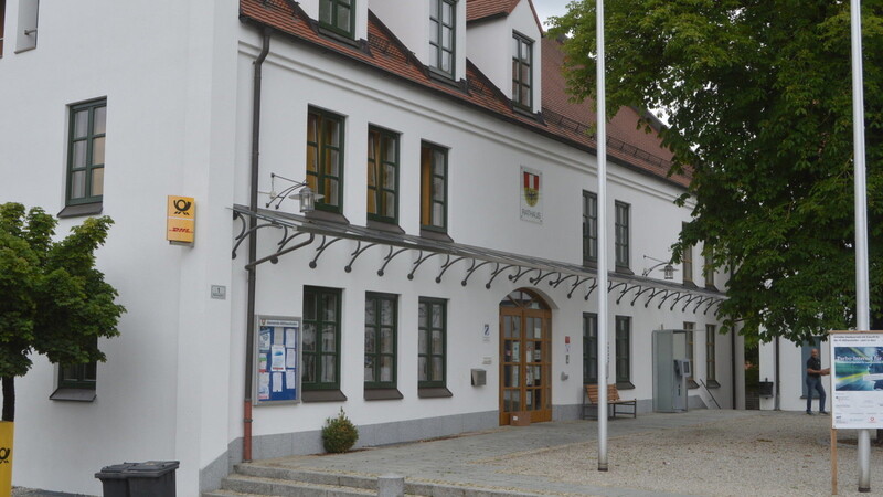 Die Öffnungszeiten in der Verwaltungsgemeinschaft Altfraunhofen/Baierbach waren Thema einer Aussprache in der Gemeinderatssitzung.