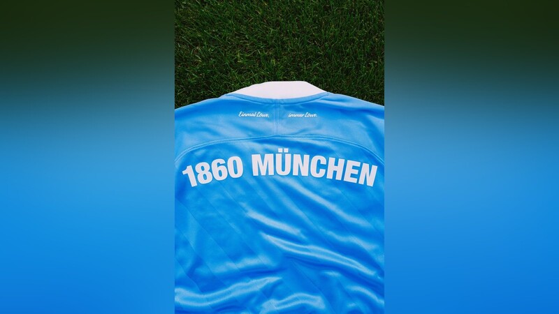 Der Spruch "Einmal Löwe, immer Löwe" im Nackenbereich ist in 3D-Optik gehalten - auf das "TSV" vor "1860 München" hat man verzichtet.