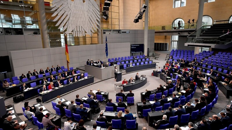 Die Kleinen und Großen Anfragen sollen der Opposition im deutschen Parlament die Kontrolle der Regierung ermöglichen. (Archivfoto)