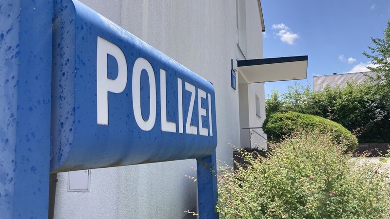 Die Polizeiinspektion Vilsbiburg hat derzeit eine Personalstärke von 35 Mitarbeitern.