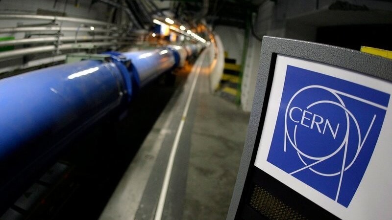 Der Teilchenbeschleuniger Large Hadron Collider (LHC) im Europäischen Kernforschungszentrum Cern bei Genf (Foto vom 31.05.2007).
