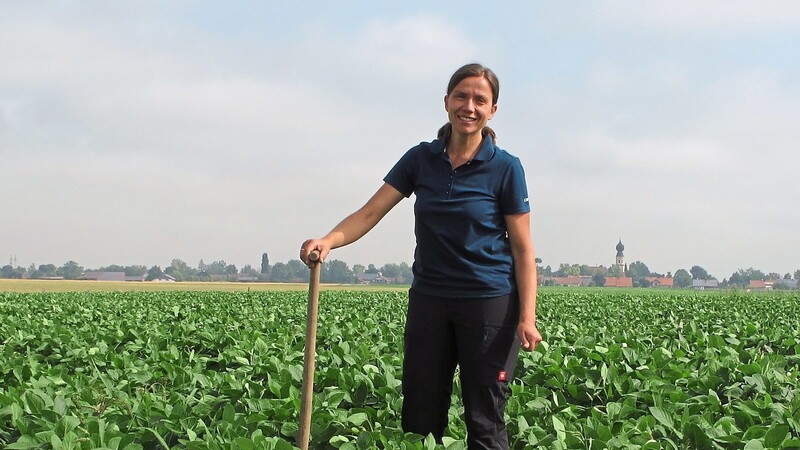 Susanne Fischer arbeitet am liebsten draußen. Dass die Sendung insbesondere ein Schlaglicht auf ihren Ackerbaubetrieb und ihre Leidenschaft für den Wald wirft, war ihr ein wichtiges Anliegen.