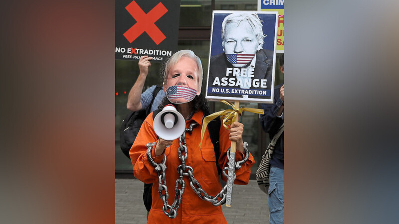Gegen eine Auslieferung des Wikileaks-Gründers regt sich Protest.
