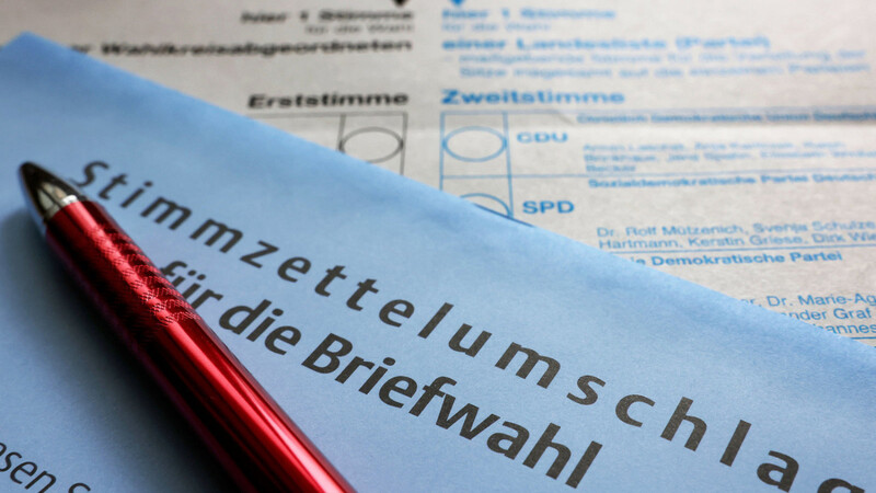 Für die anstehende Bundestagswahl greifen viele Menschen aus dem Landkreis Straubing-Bogen auf die Briefwahl zurück. Manche Gemeinden mussten sogar Unterlagen nachbestellen, da die Anfrage enorm war.