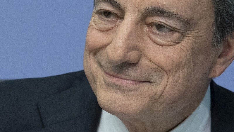 Mario Draghi gibt zum letzen Mal eine Pressekonferenz als EZB-Präsident.