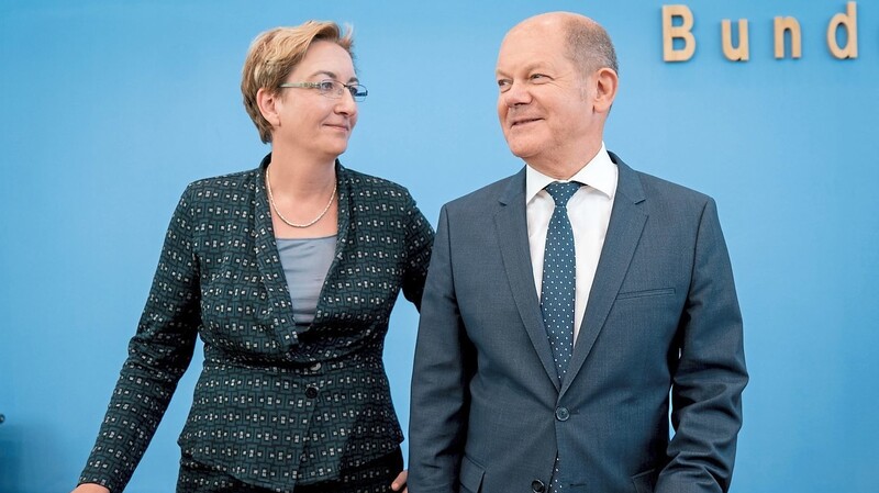 Klara Geywitz und Olaf Scholz wollen als Führungsduo die SPD gemeinsam aus der Krise führen.