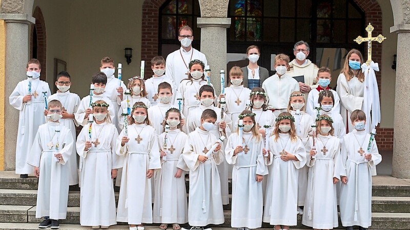 22 Kinder feierten ihre Erstkommunion.