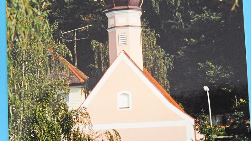 Ein Bild der maroden St. Agatha Kirche aus dem Jahr 1987.
